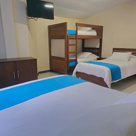 Hotel Tungurahua Баньйос Екстер'єр фото