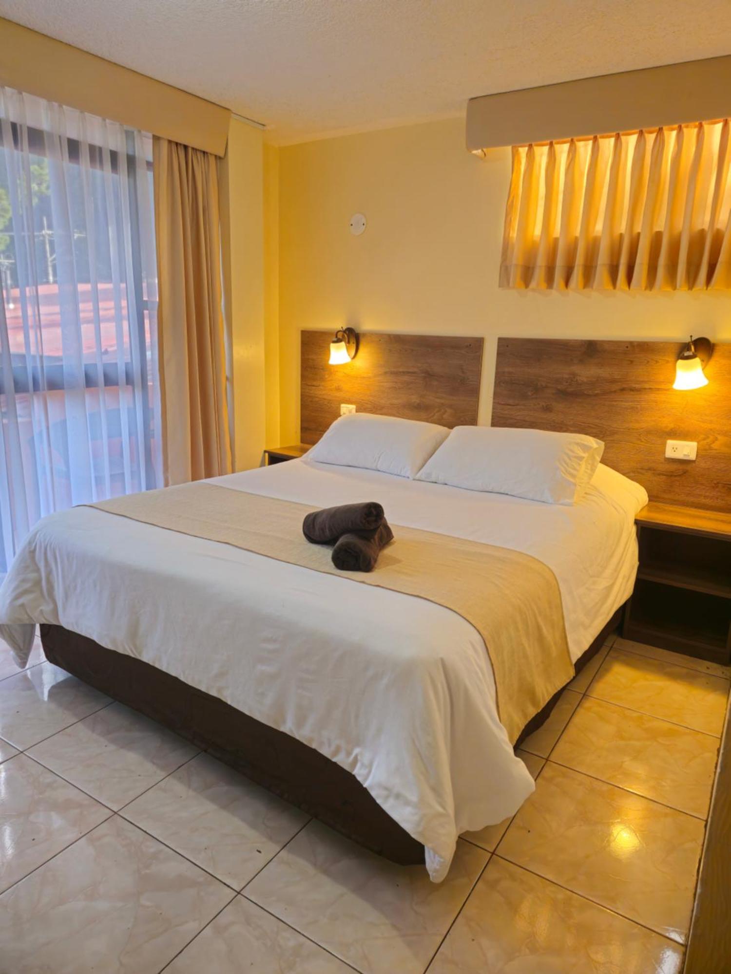 Hotel Tungurahua Баньйос Екстер'єр фото