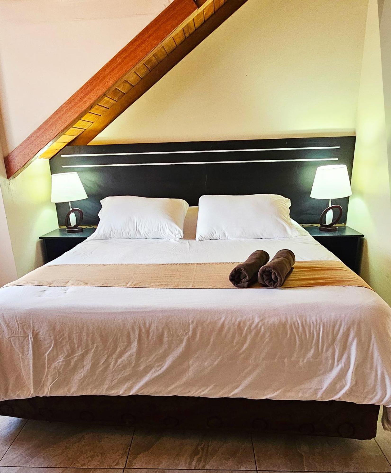 Hotel Tungurahua Баньйос Екстер'єр фото