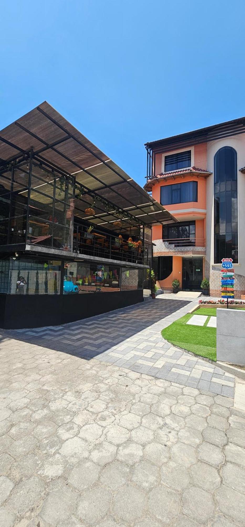 Hotel Tungurahua Баньйос Екстер'єр фото